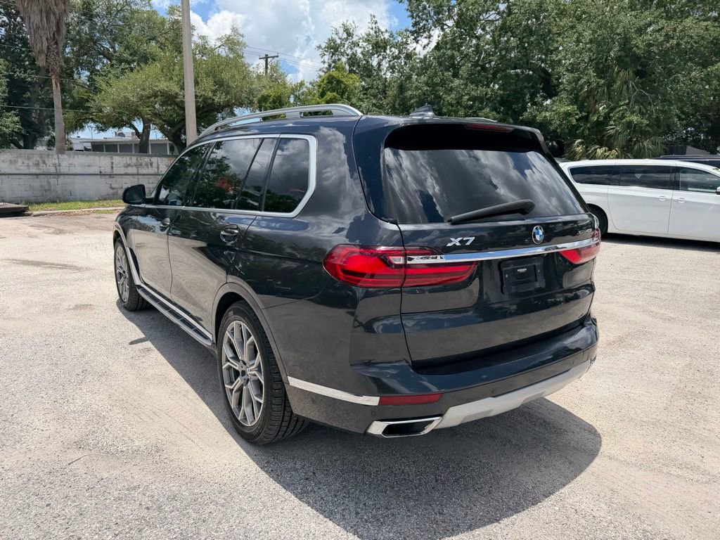 Used 2022 BMW X7 xDrive40i w/ Premium Package AWD/4WD image 4