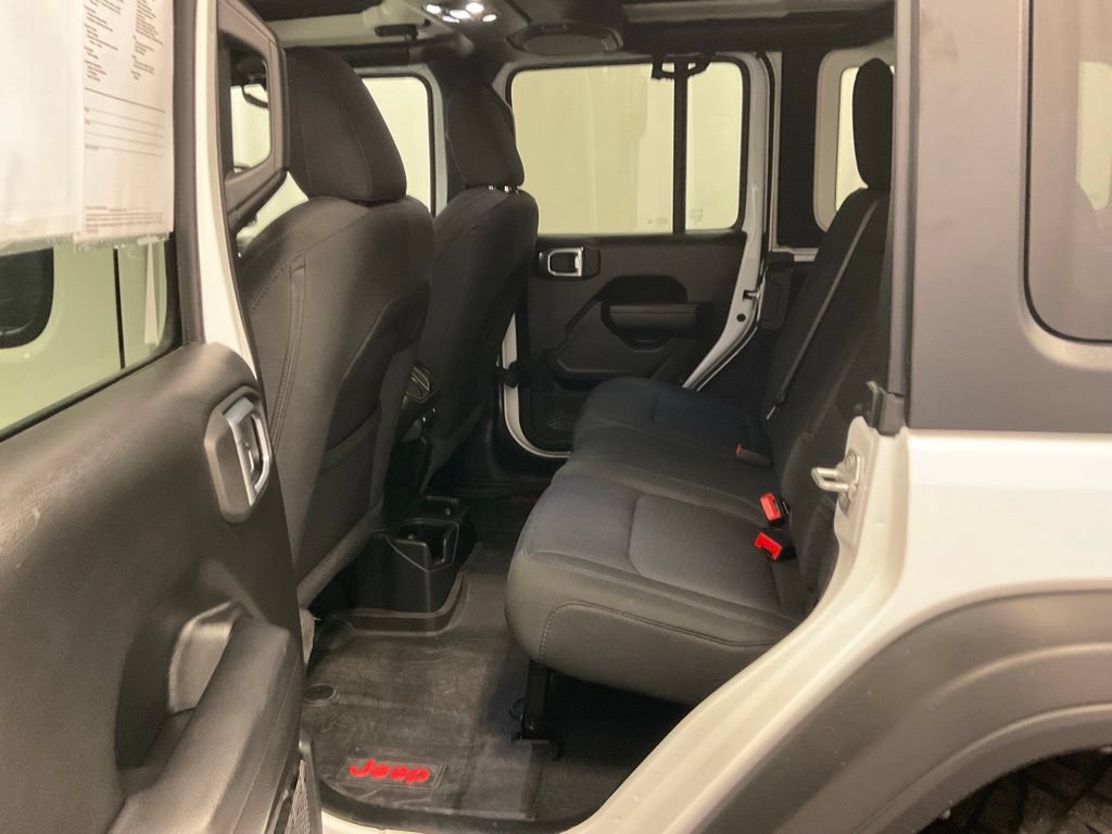 Used 2021 Jeep Wrangler Unlimited Sport AWD/4WD image 32