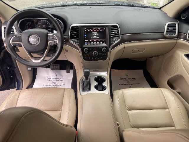 Used 2017 Jeep Grand Cherokee Limited AWD/4WD image 13
