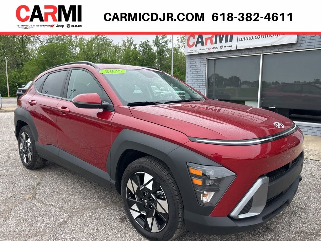 Used 2025 Hyundai Kona SEL FWD image 1