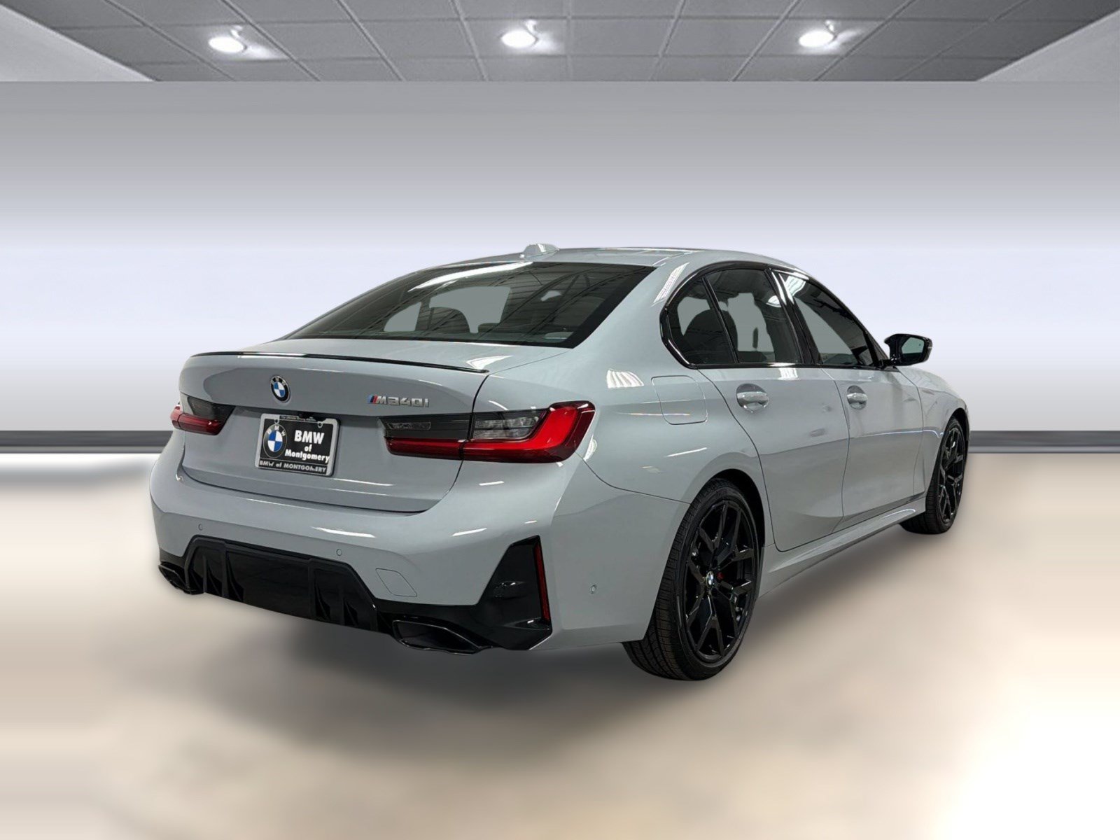 New 2026 BMW M340i RWD image 8