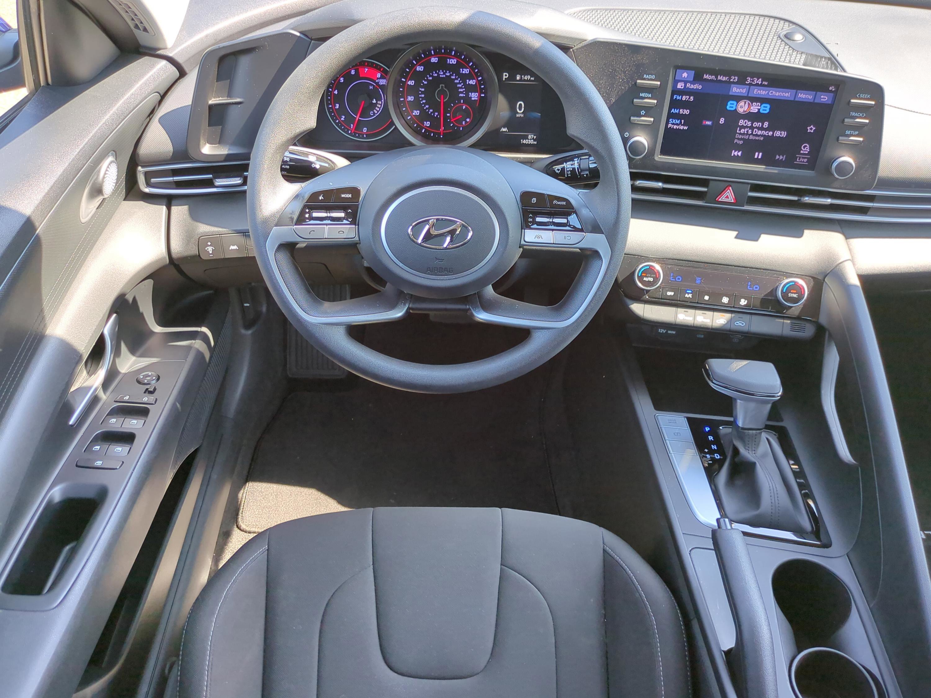 Used 2023 Hyundai Elantra SEL image 14