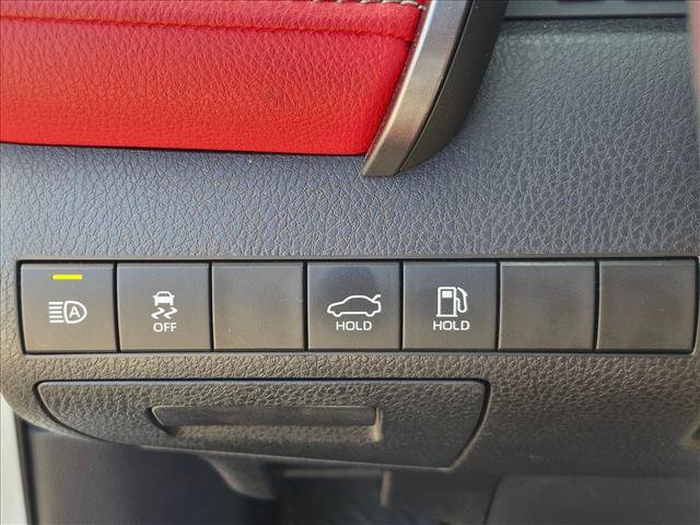 Used 2020 Toyota Camry XSE w/ Navigation Package FWD image 13