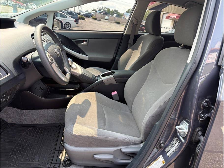 Used 2012 Toyota Prius Two FWD image 10