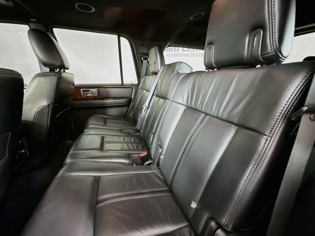 Used 2016 Lincoln Navigator Select AWD/4WD image 25
