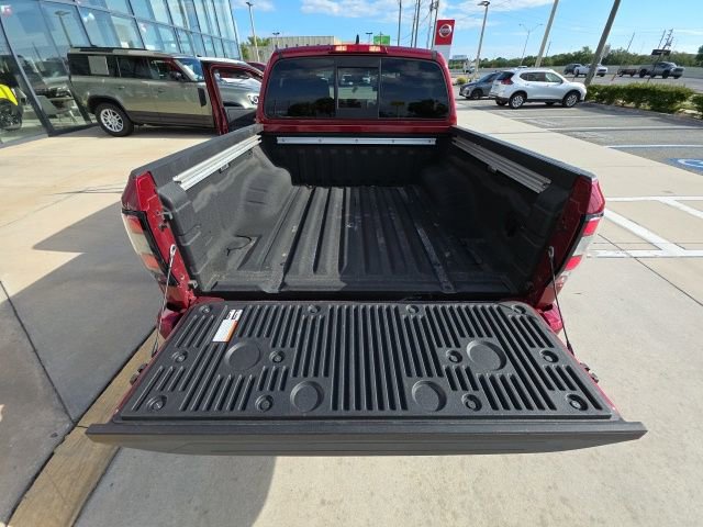 Used 2022 Nissan Frontier Pro-X RWD image 26