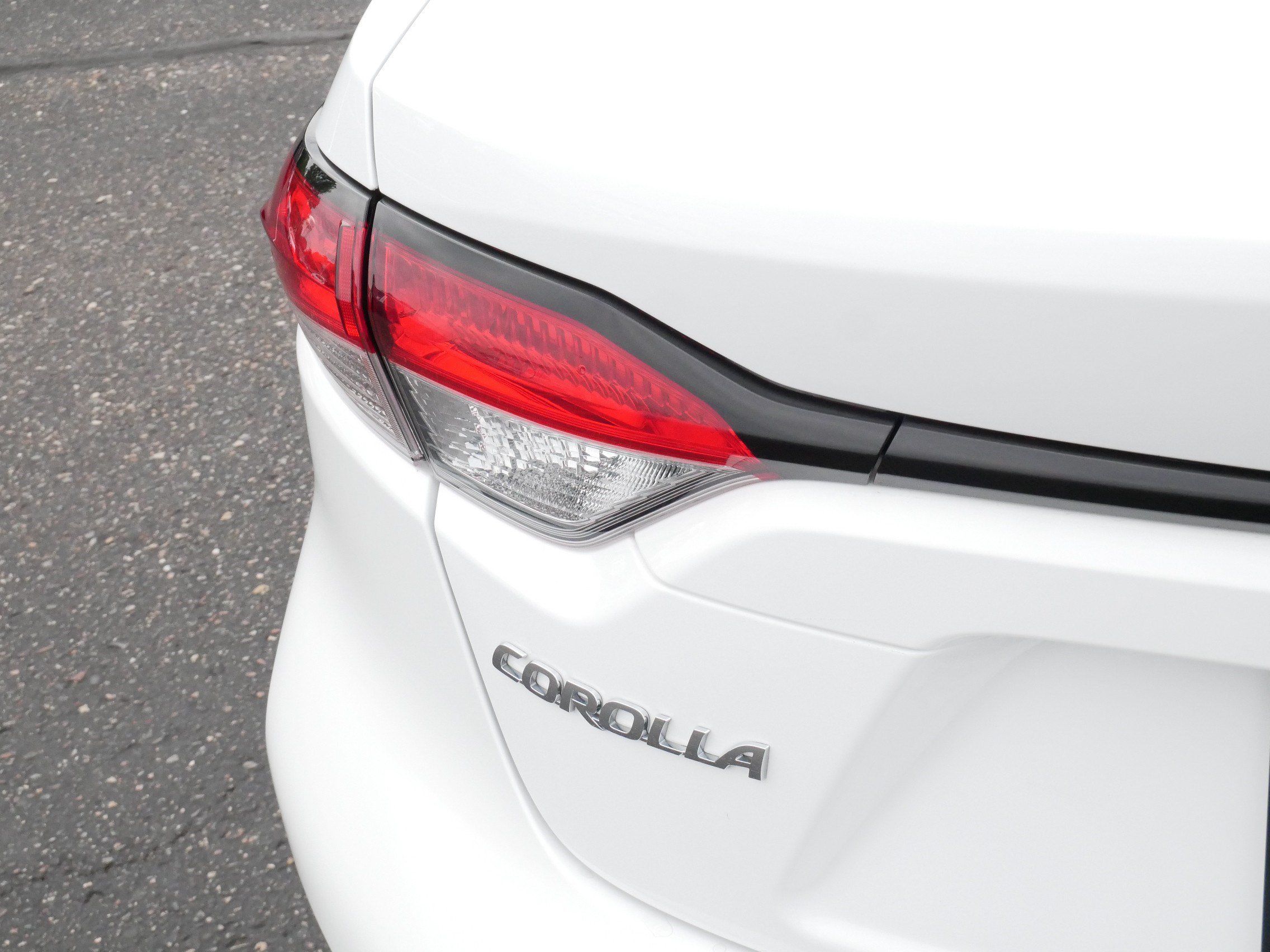 Certified 2023 Toyota Corolla LE FWD image 17