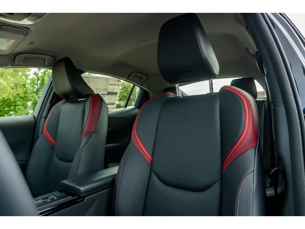 New 2026 Toyota Prius Plug-In Hybrid FWD image 12