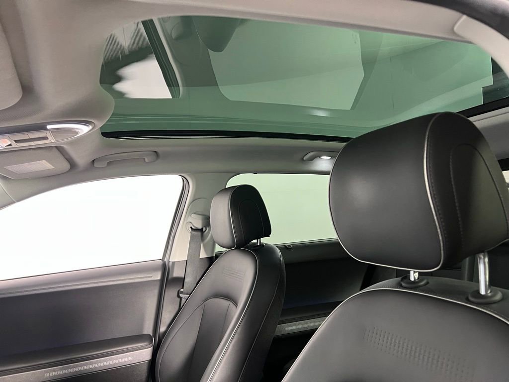 Used 2023 Hyundai Ioniq 5 Limited image 27