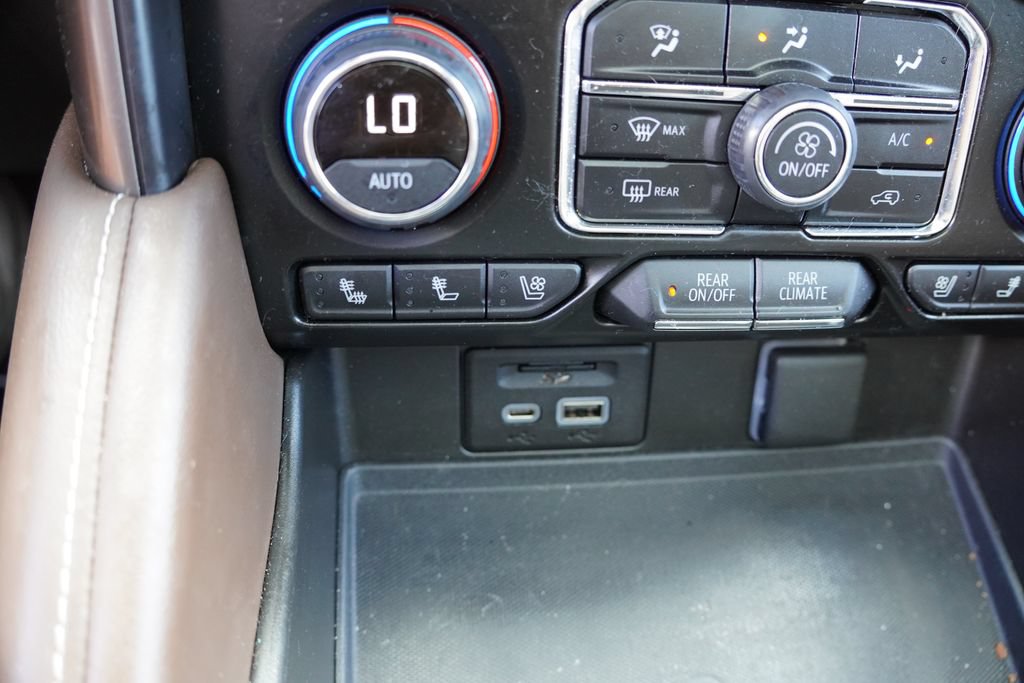 Used 2021 Chevrolet Tahoe High Country RWD image 9