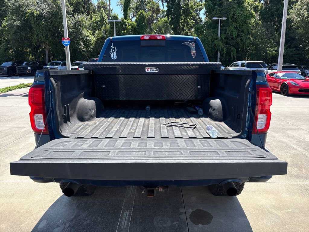 Used 2018 Chevrolet Silverado 1500 LTZ Z71 w/ LTZ Plus Package AWD/4WD image 32