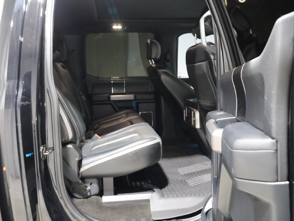 Used 2018 Ford F350 Platinum w/ Platinum Ultimate Package AWD/4WD image 20