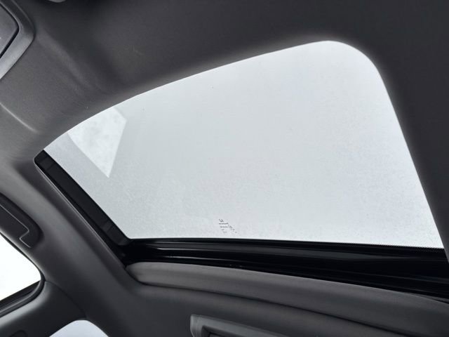 Used 2017 Honda Pilot Touring image 34