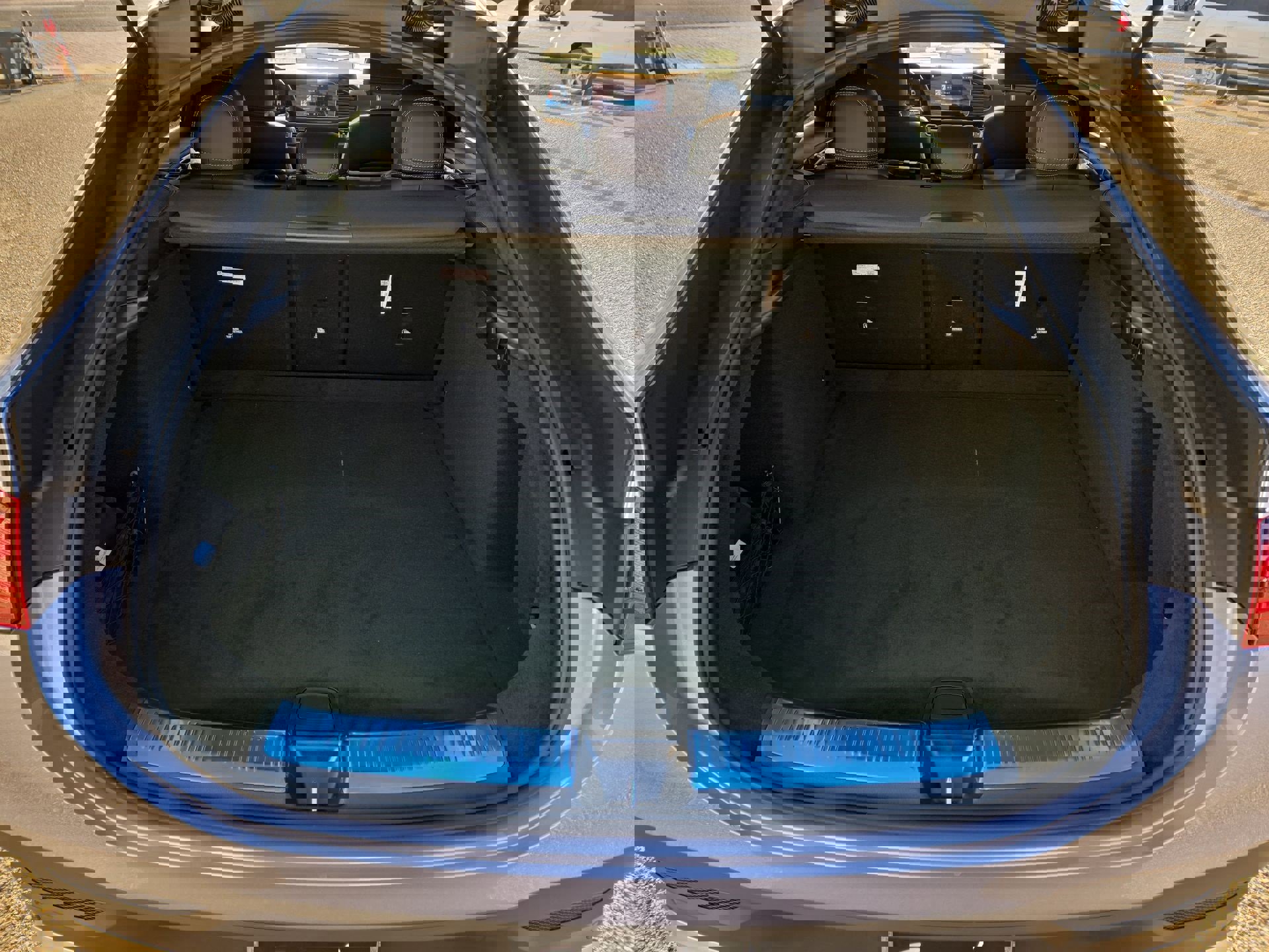 New 2026 Mercedes-Benz GLE 63 AMG S image 12