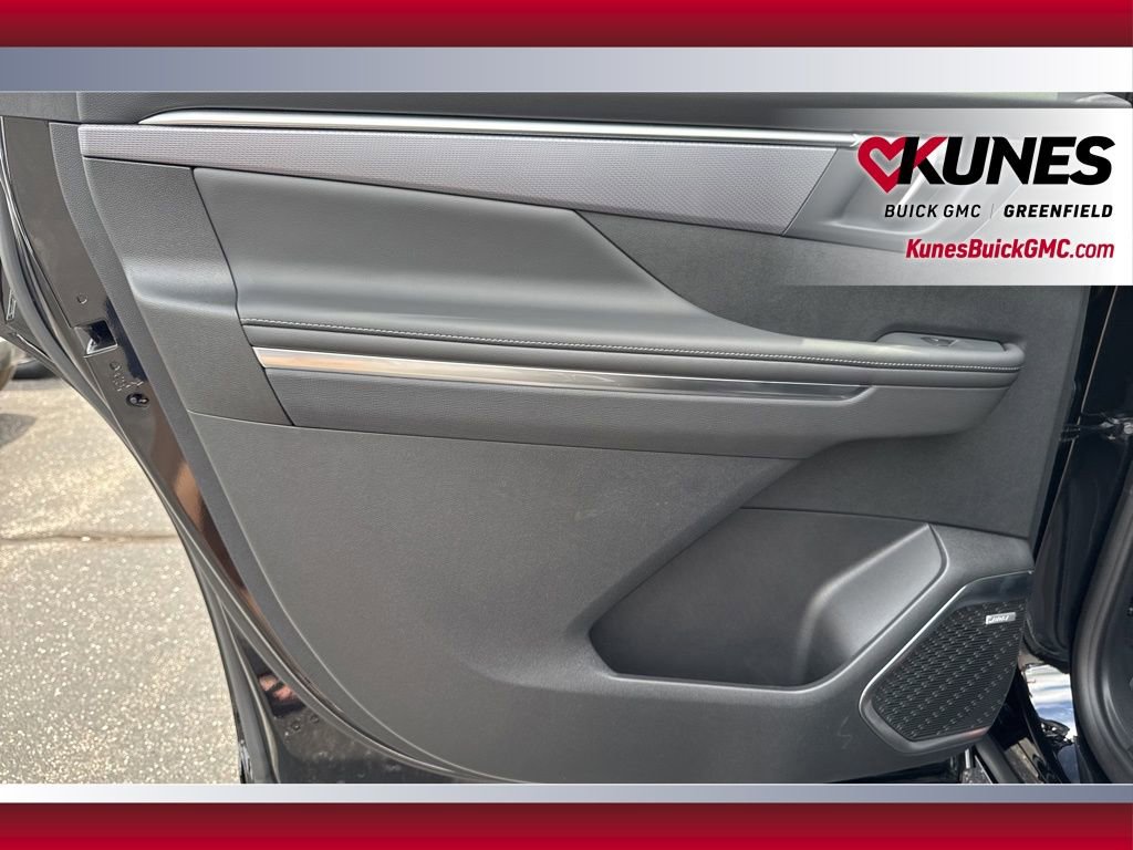 New 2026 Buick Enclave Sport Touring w/ Power Package image 44