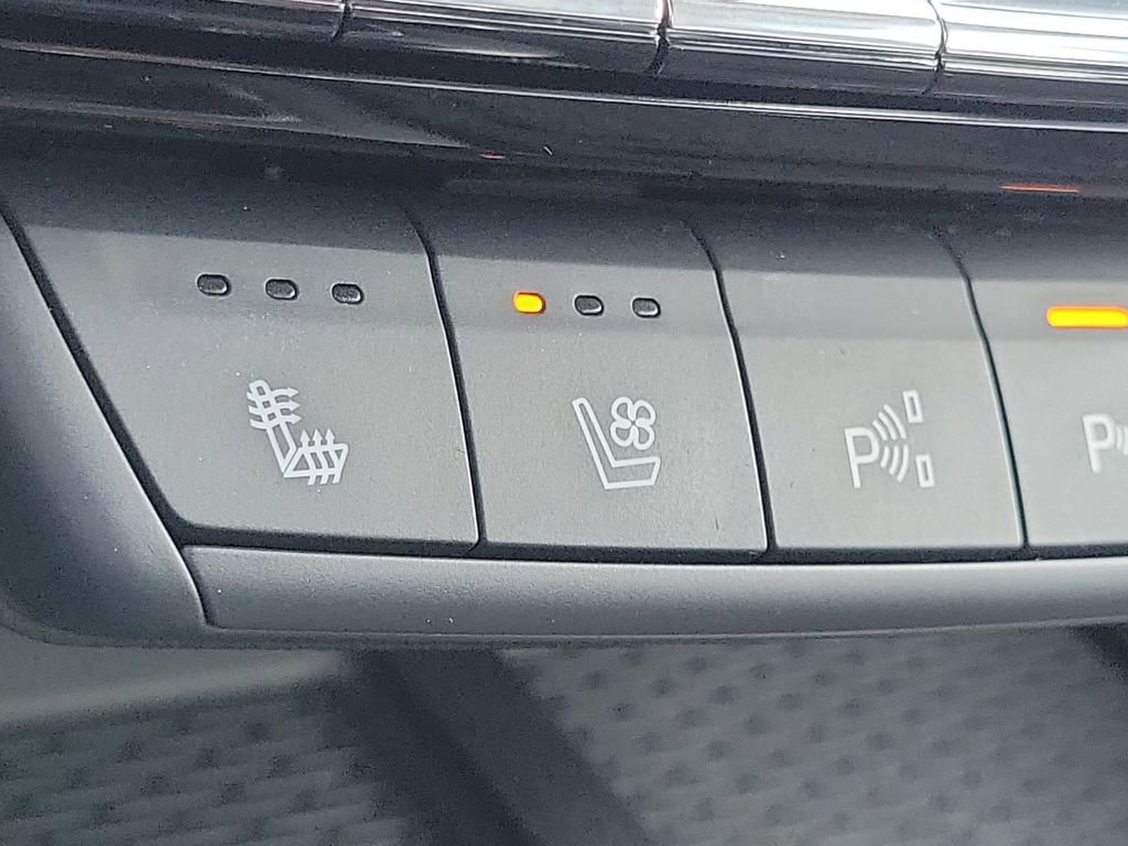 Used 2026 Cadillac CT5 Premium Luxury image 35