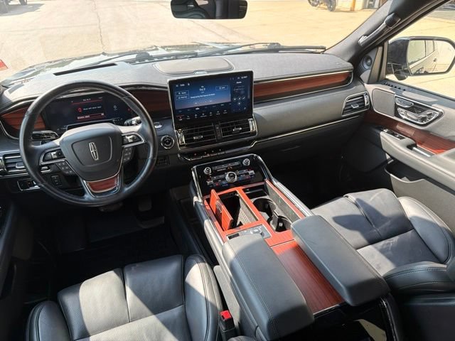 Used 2023 Lincoln Navigator L Reserve AWD/4WD image 18