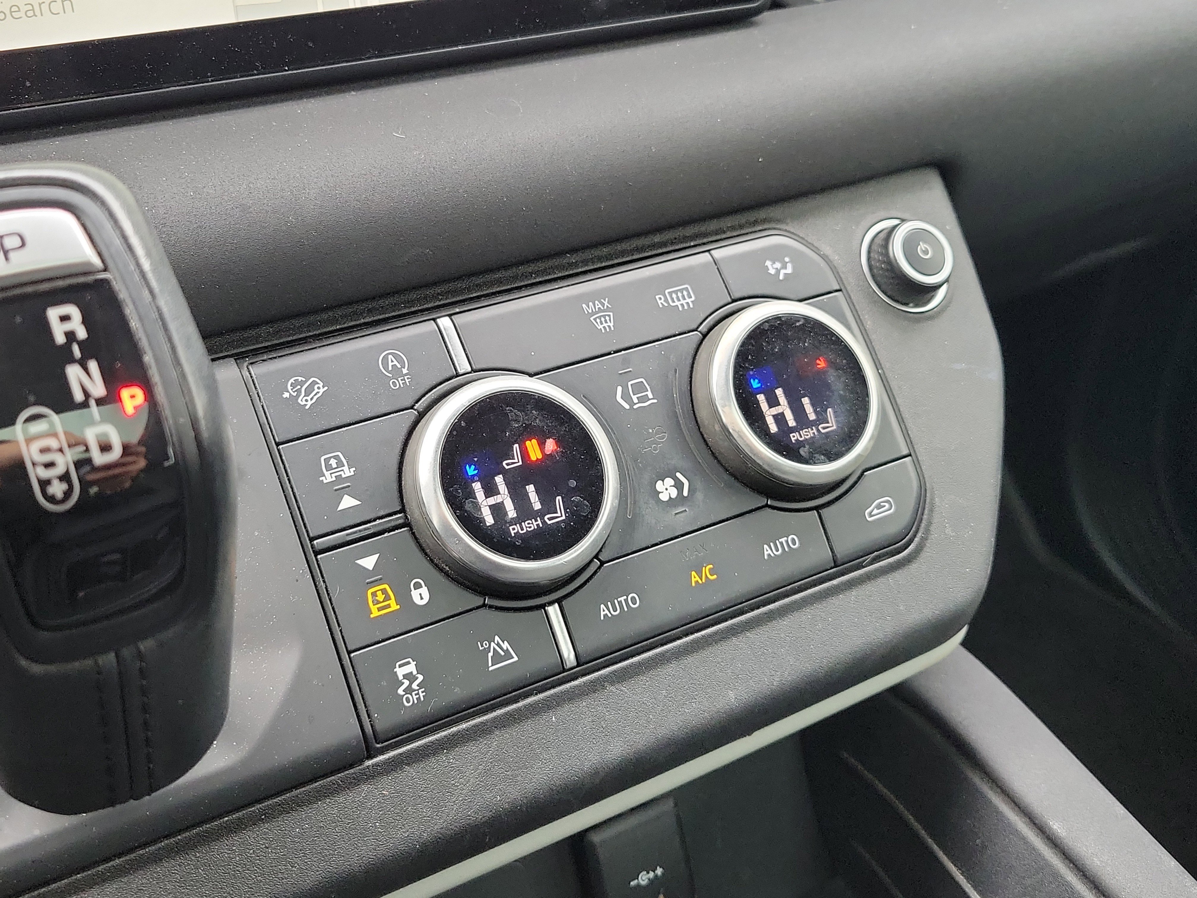 Used 2020 Land Rover Defender 110 SE image 36