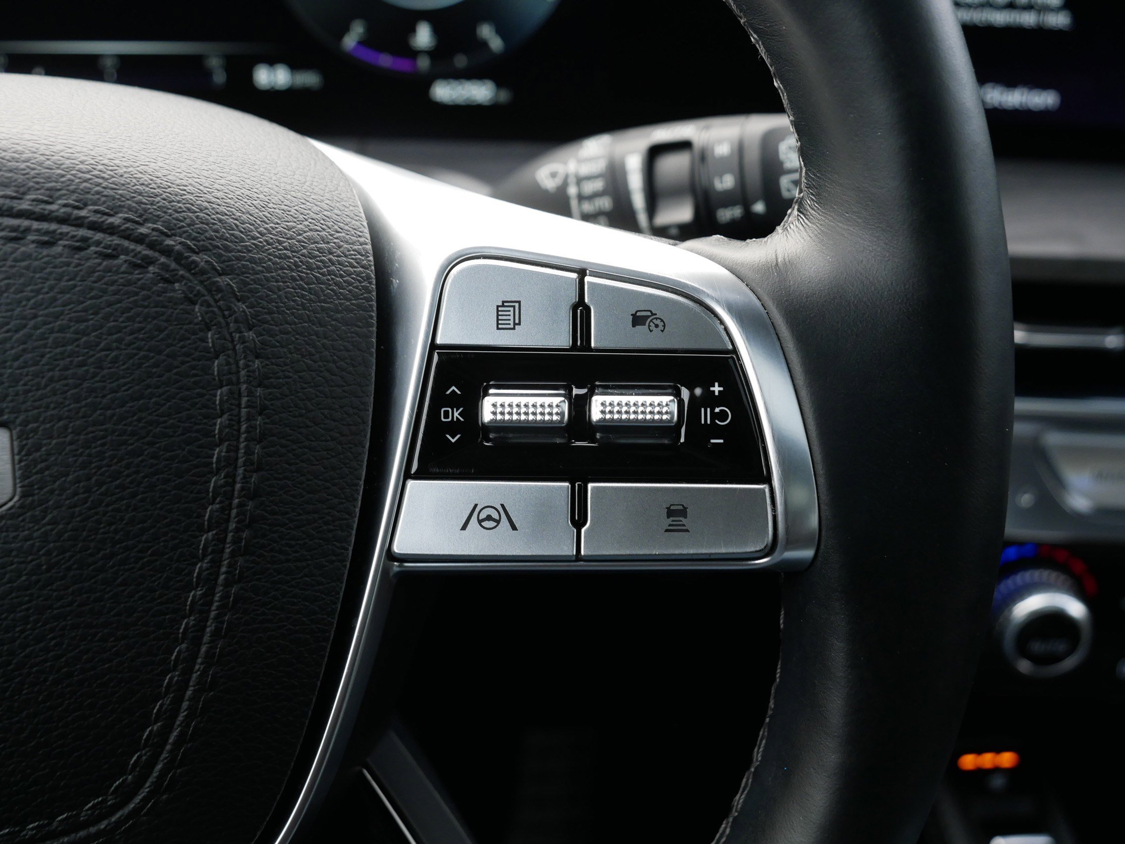 Certified 2023 Kia Telluride SX Prestige X-Pro image 30