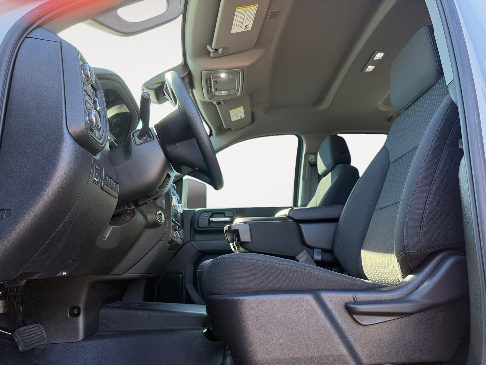Used 2024 GMC Sierra 2500 Pro w/ Convenience Package AWD/4WD image 9
