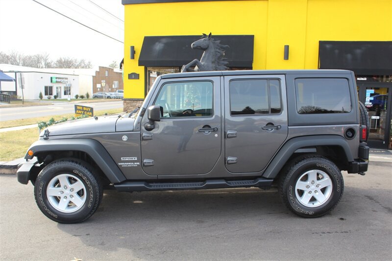 Used 2017 Jeep Wrangler Unlimited Sport w/ Quick Order Package 24S AWD/4WD image 19