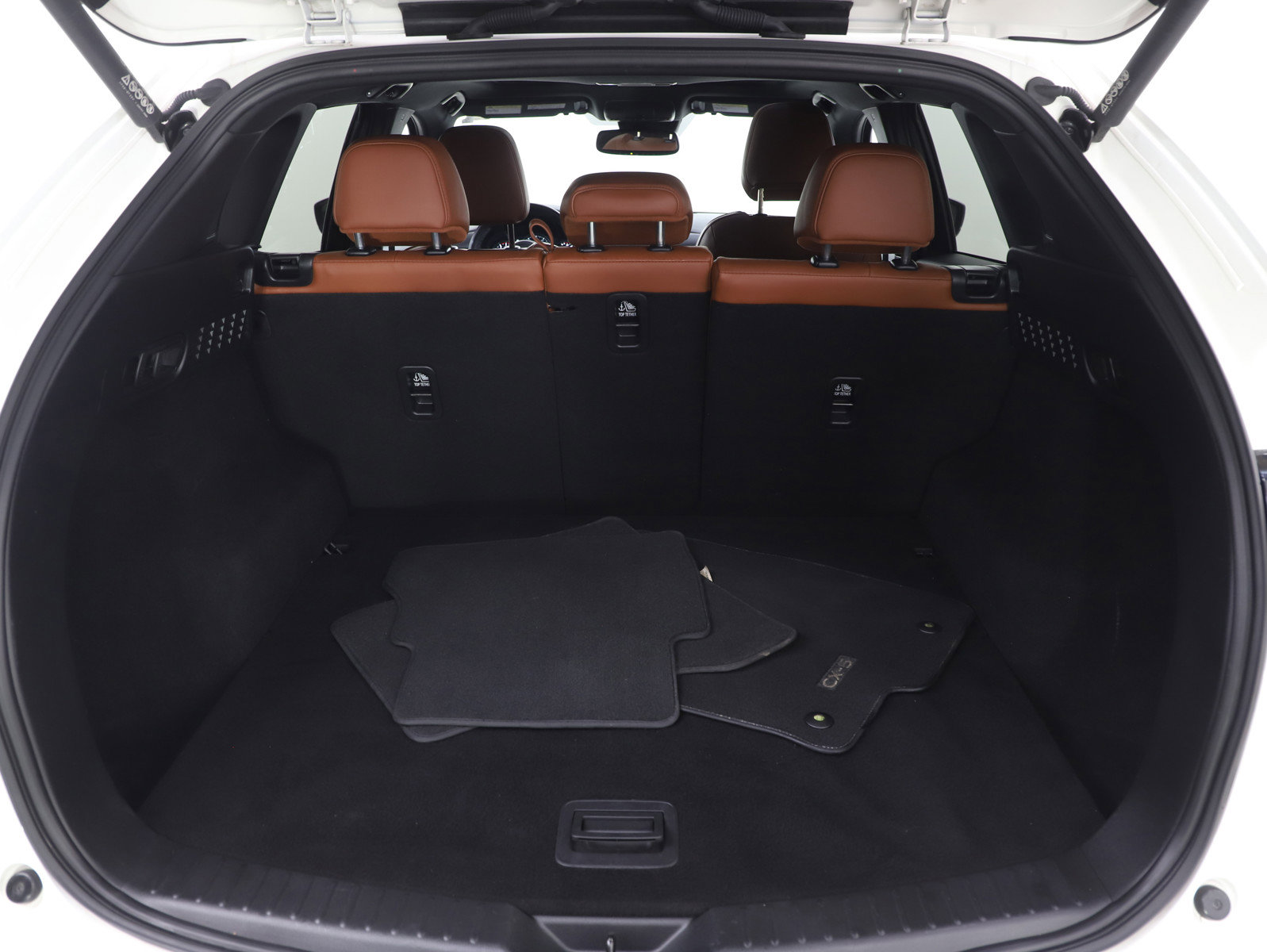 Used 2024 MAZDA CX-5 Carbon Edition image 9