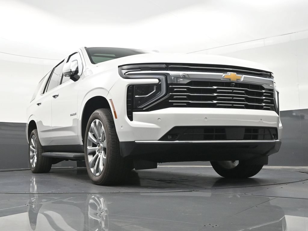 Used 2025 Chevrolet Tahoe Premier w/ Sun And Tow Package RWD image 31