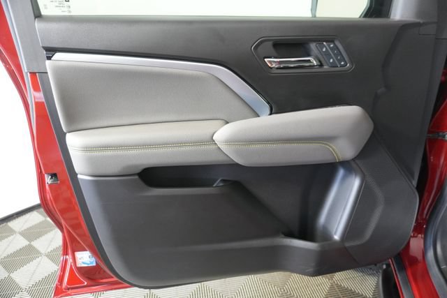 Used 2024 Chevrolet Colorado ZR2 w/ ZR2 Convenience Package III AWD/4WD image 33