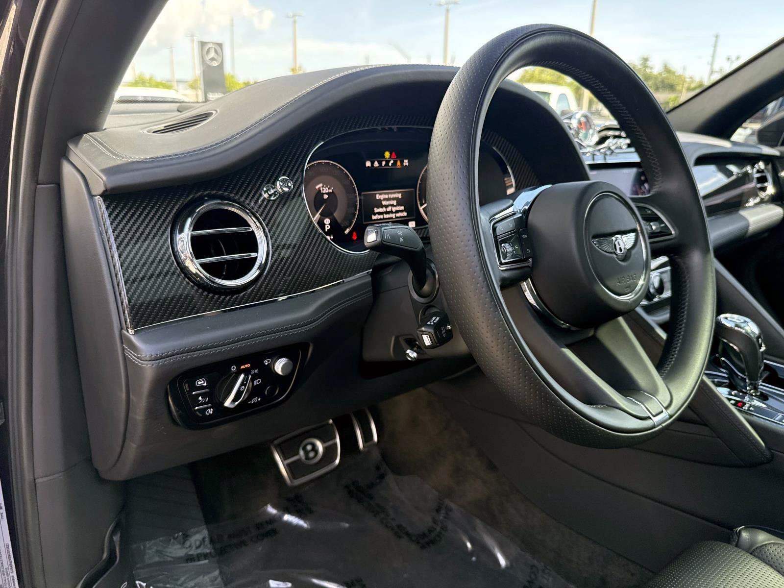 Used 2022 Bentley Bentayga Speed AWD/4WD image 18