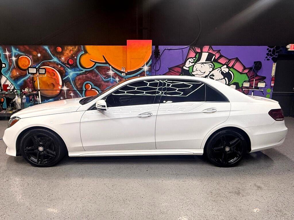 Used 2014 Mercedes-Benz E 350 4MATIC Sedan image 2