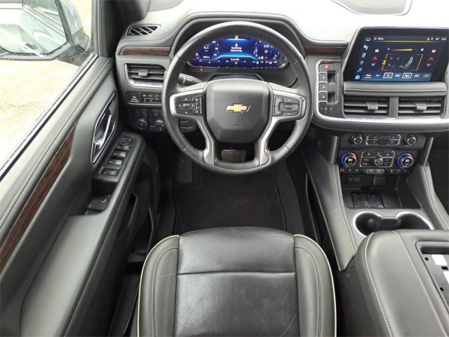 Used 2024 Chevrolet Suburban Premier image 11