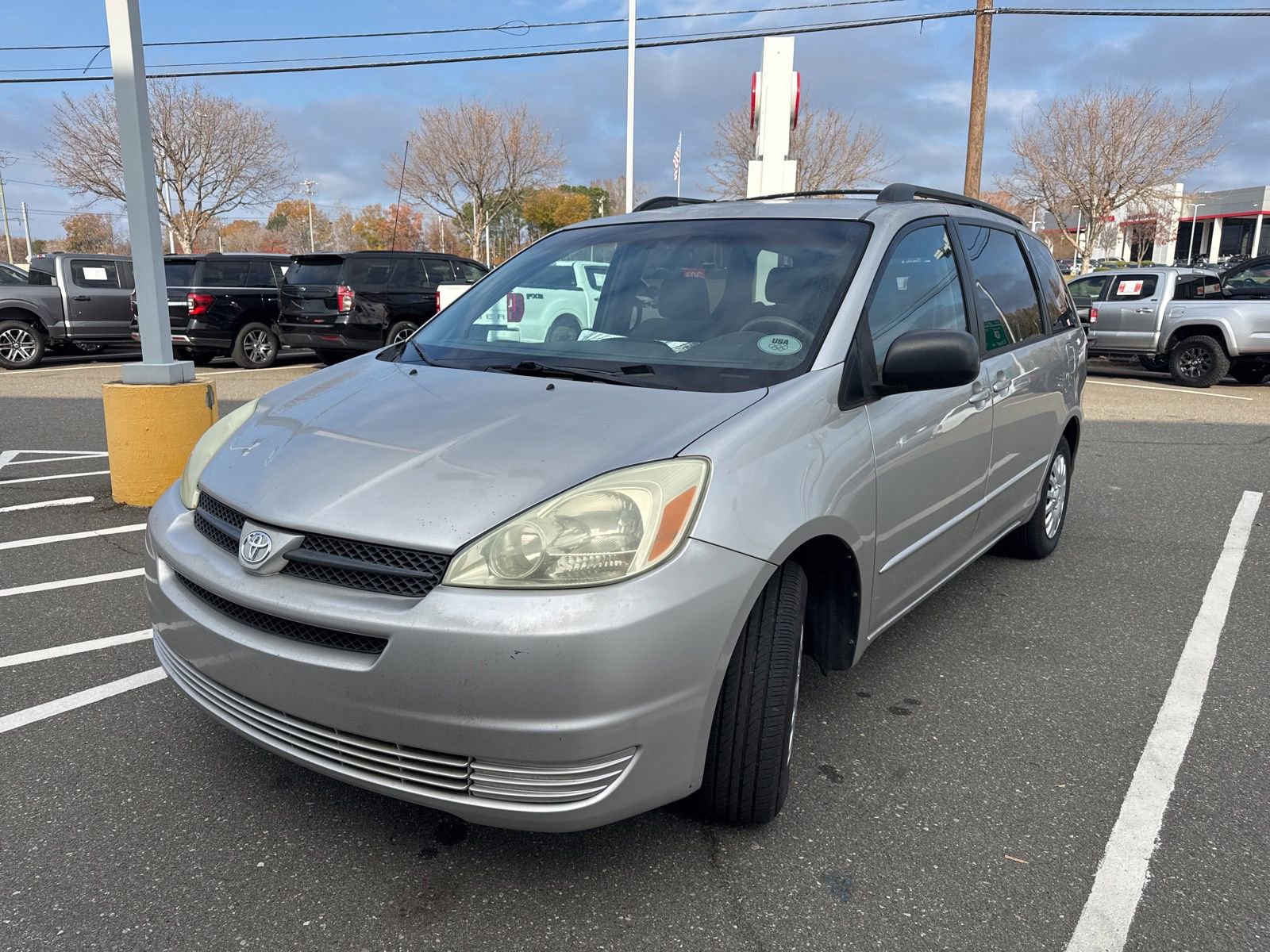 Used 2004 Toyota Sienna LE image 2