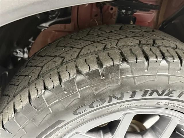 Used 2025 Honda Pilot TrailSport image 9