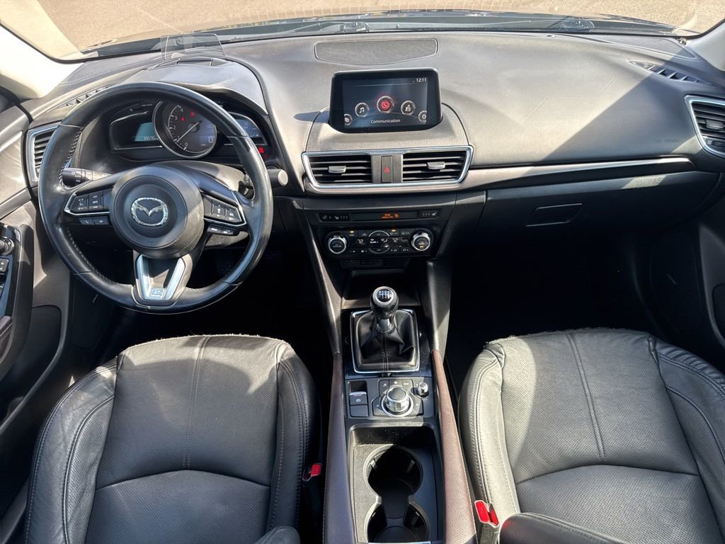 Used 2018 MAZDA MAZDA3 Grand Touring w/ Premium Equipment Package image 23