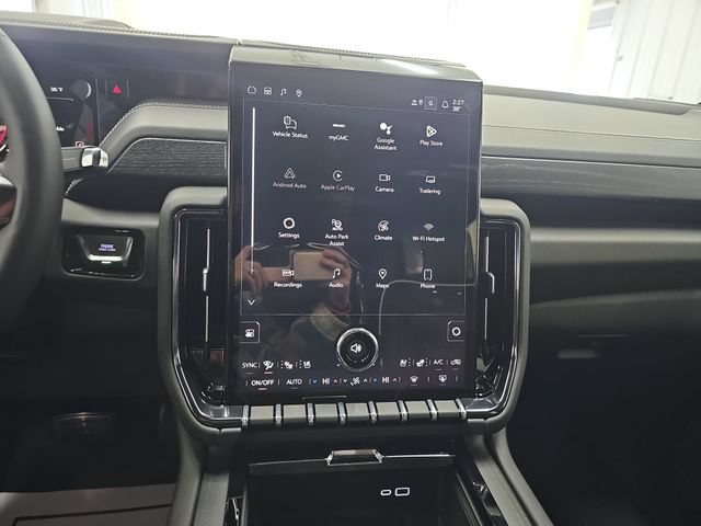 New 2026 GMC Yukon XL AT4 Ultimate AWD/4WD image 17