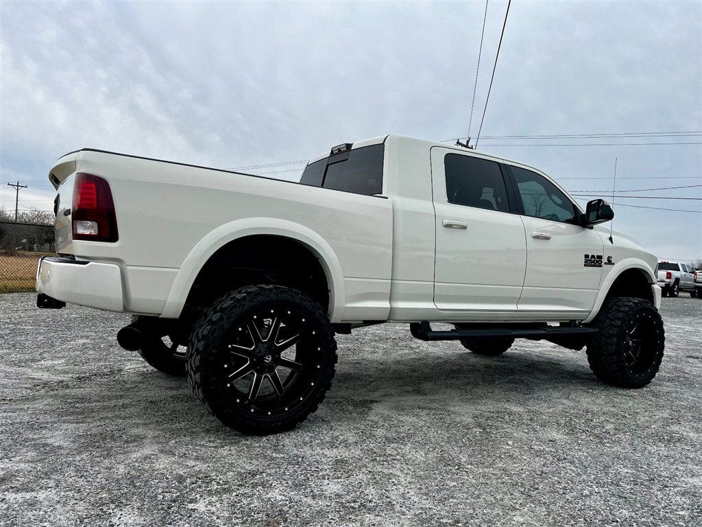 Used 2018 RAM 2500 Laramie w/ Sport Appearance Group image 9