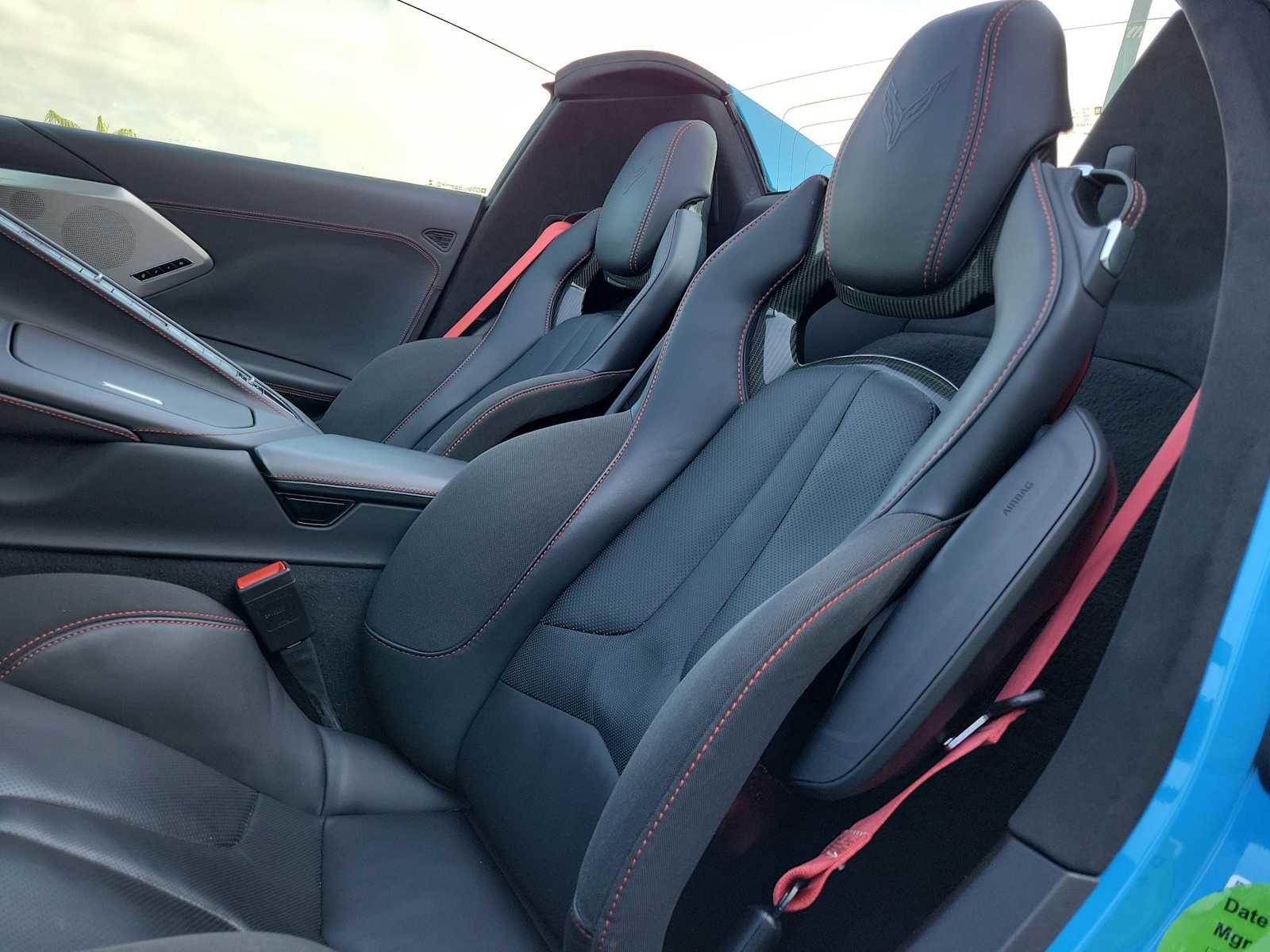 Used 2021 Chevrolet Corvette Stingray Premium Conv w/ Z51 Performance Package RWD image 16