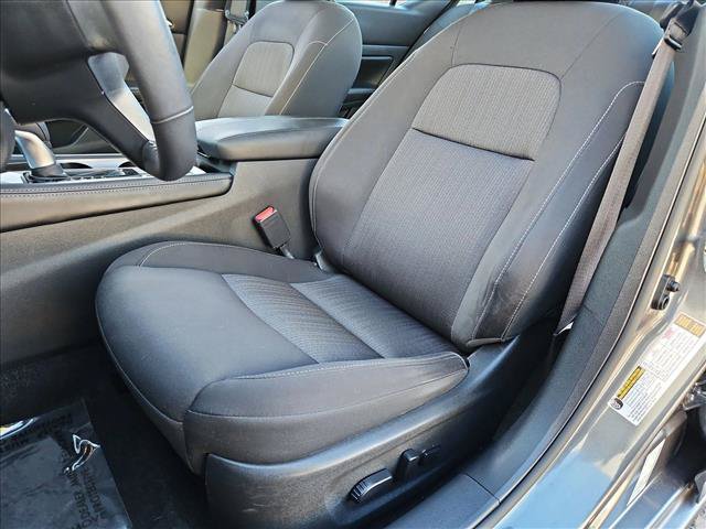 Used 2023 Nissan Altima 2.5 SV w/ SV Premium Package FWD image 17