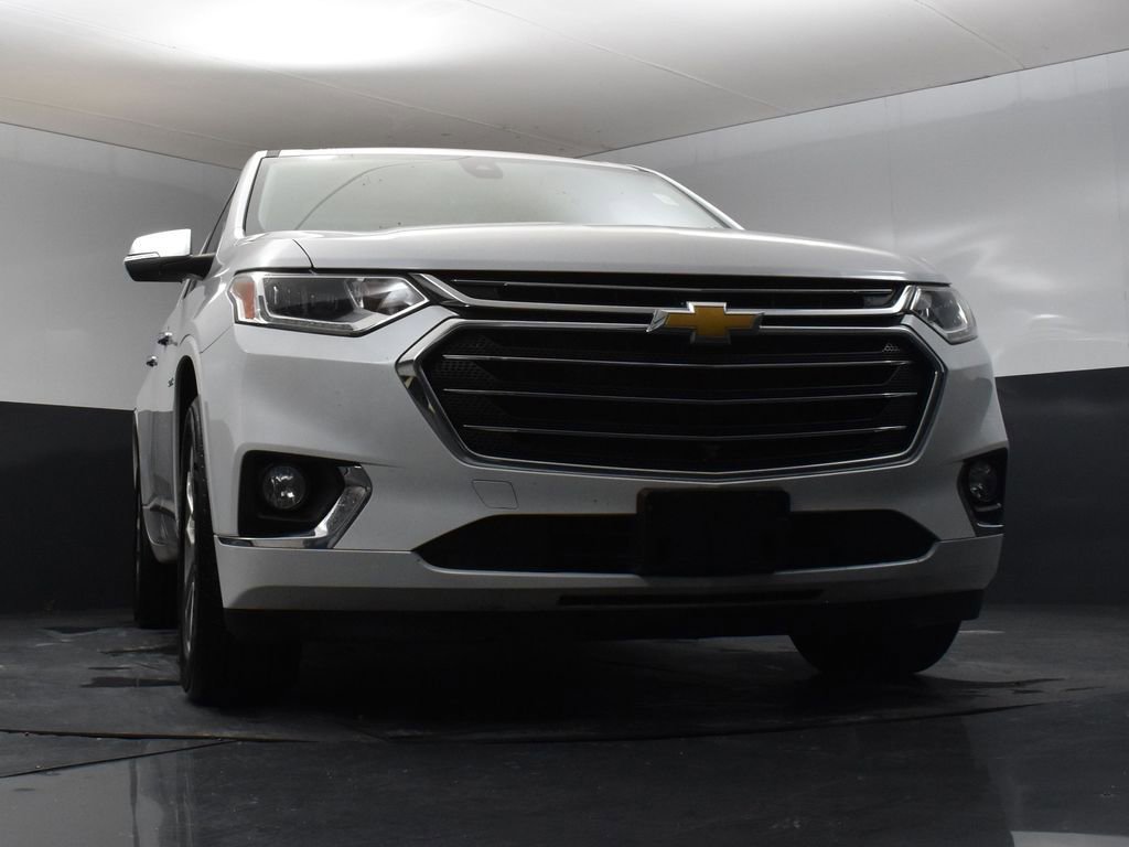 Used 2021 Chevrolet Traverse Premier w/ LPO, Floor Liner Package AWD/4WD image 9