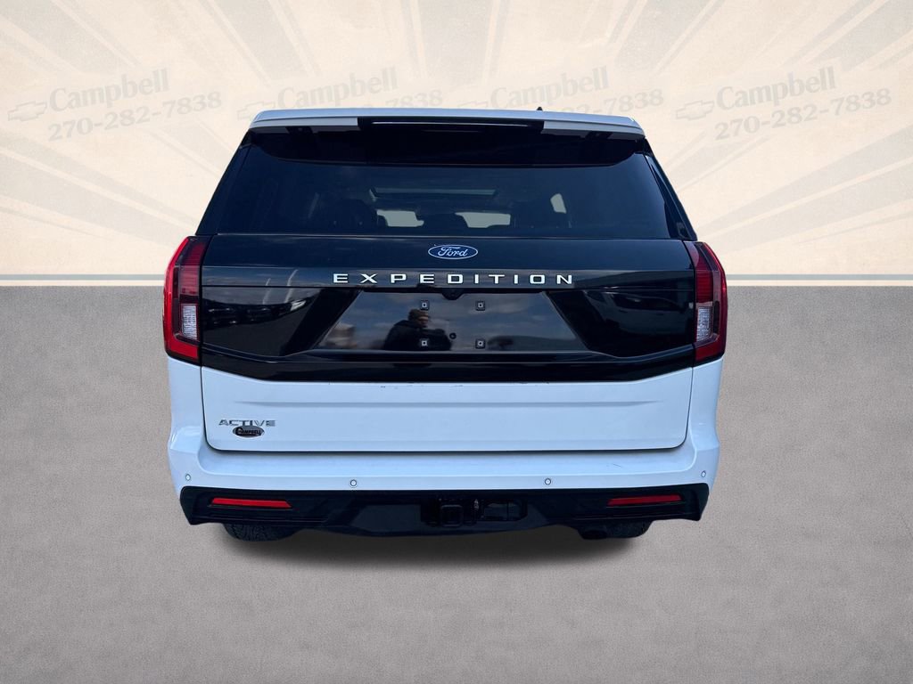 Used 2025 Ford Expedition Active image 4