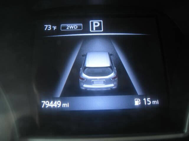 Used 2017 Nissan Pathfinder SV w/ SV Cold Weather Package image 22