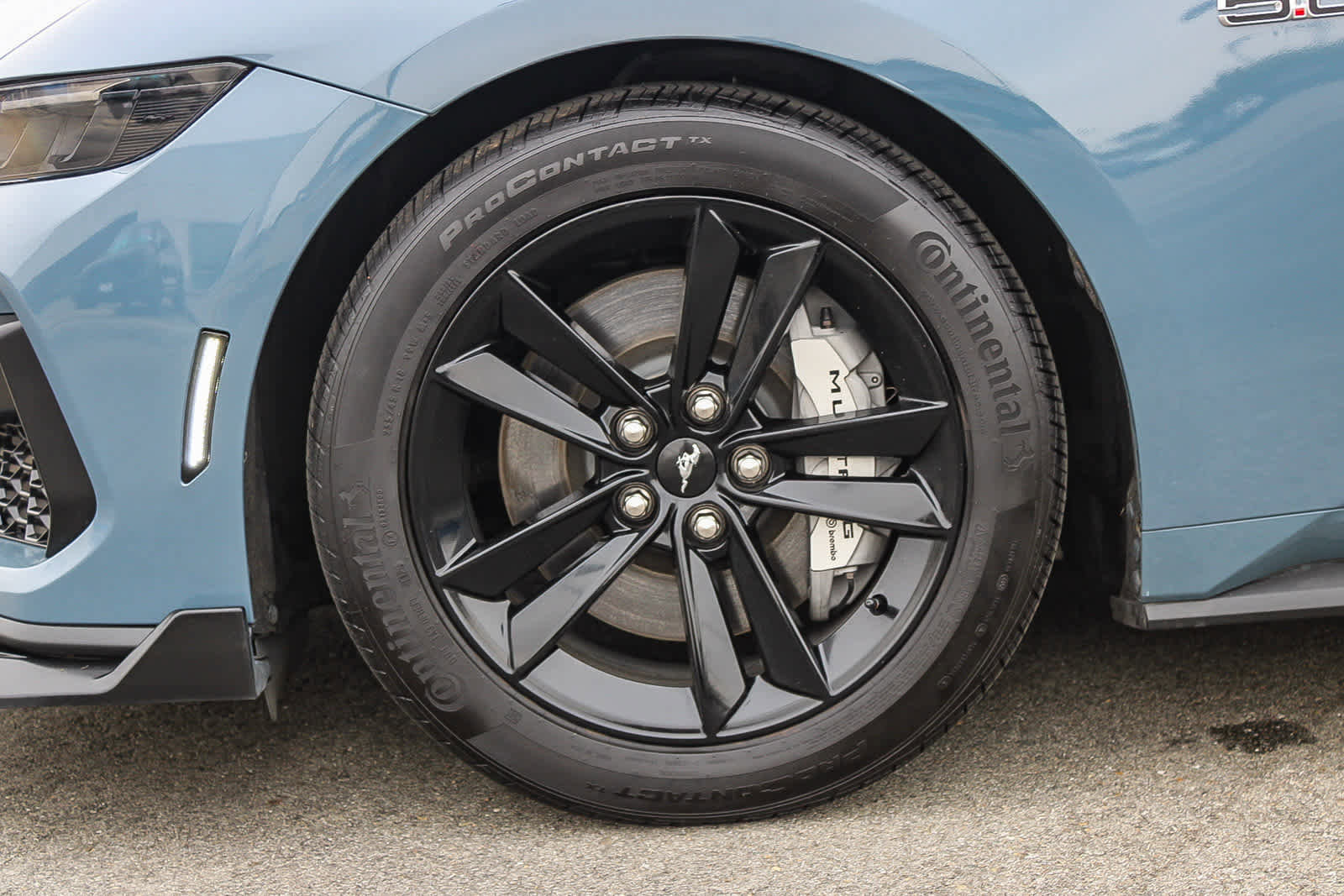 Used 2025 Ford Mustang GT RWD image 11