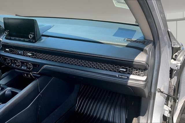Used 2024 Honda Accord EX image 23
