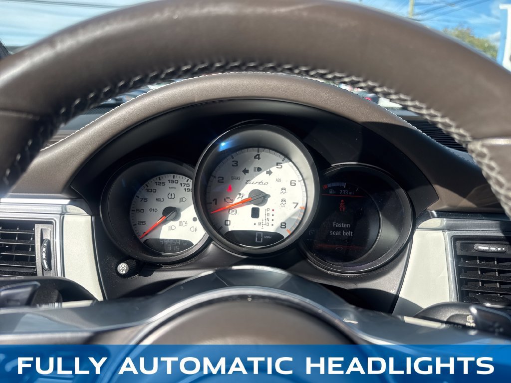 Used 2016 Porsche Macan Turbo AWD/4WD image 16