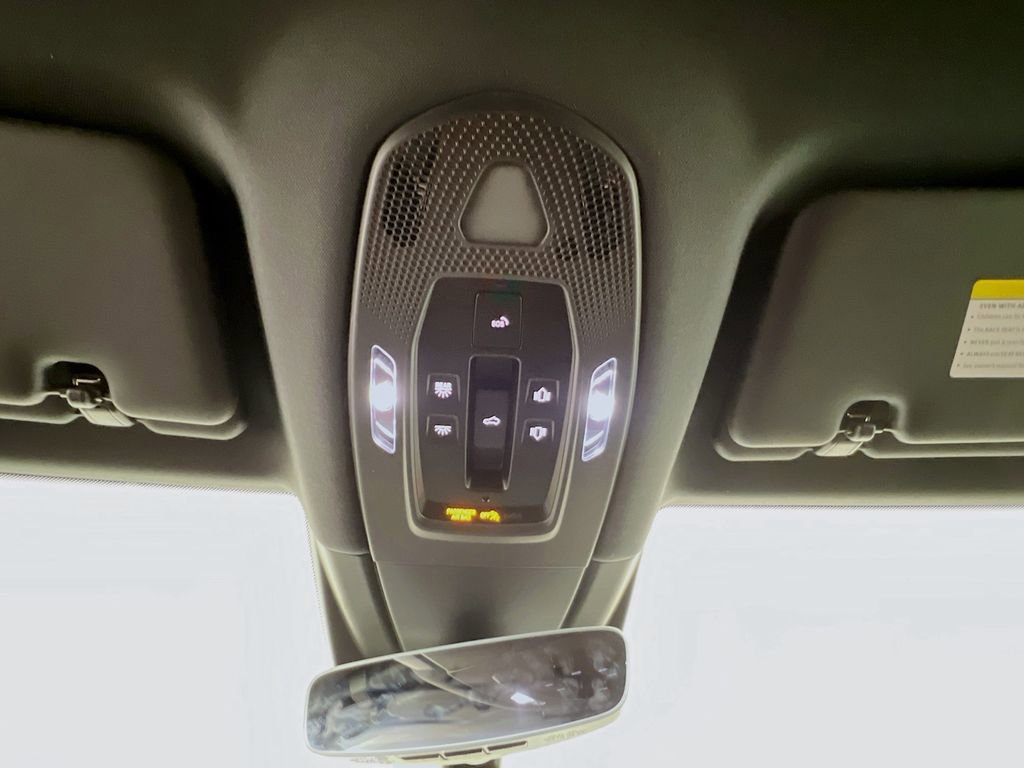 New 2026 Porsche Cayenne image 14