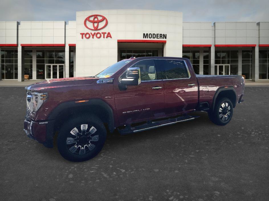 Used 2024 GMC Sierra 3500 Denali w/ Denali Reserve Package AWD/4WD image 17