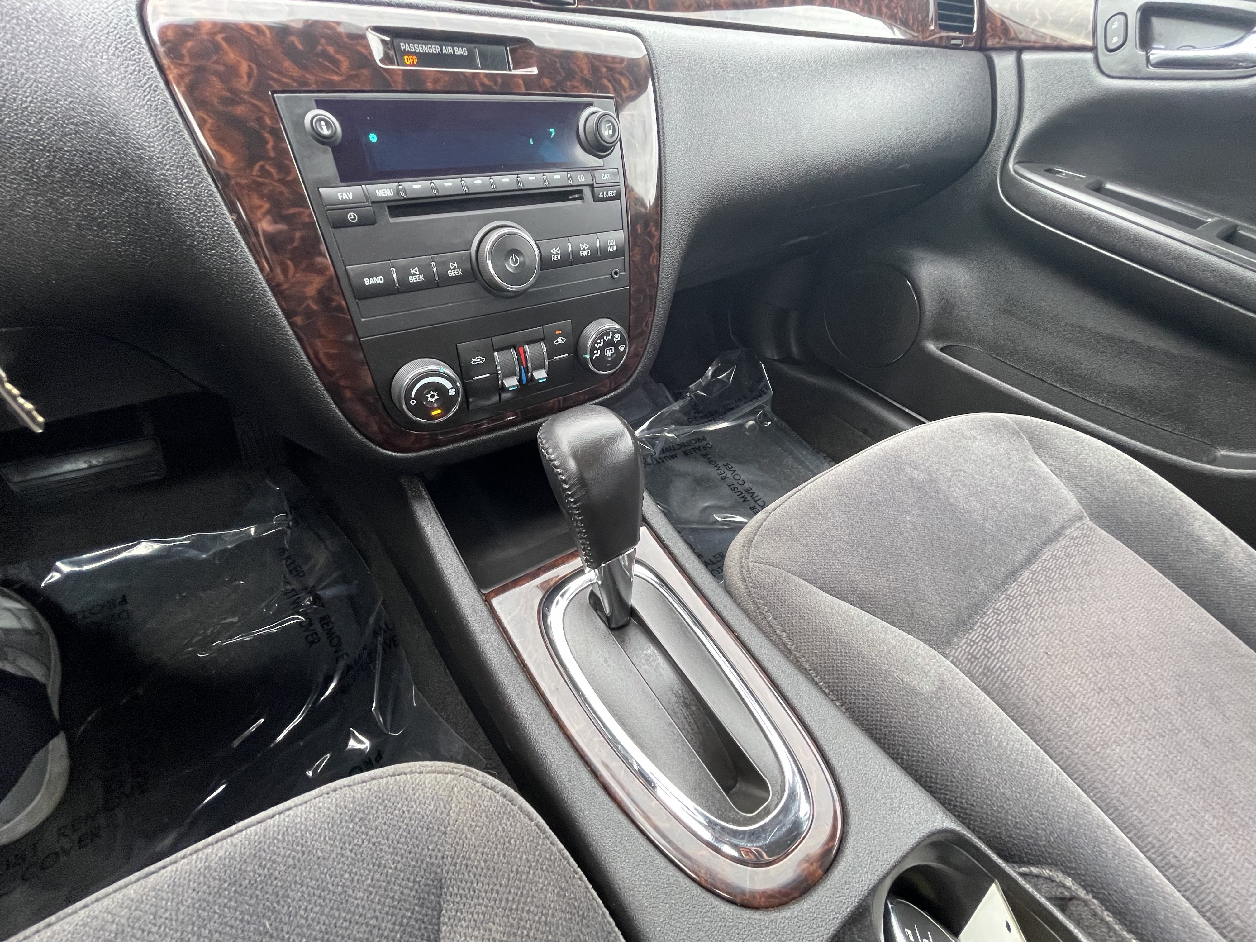 Used 2013 Chevrolet Impala LT FWD image 19