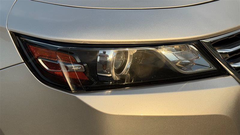Used 2018 Chevrolet Impala Premier FWD image 11
