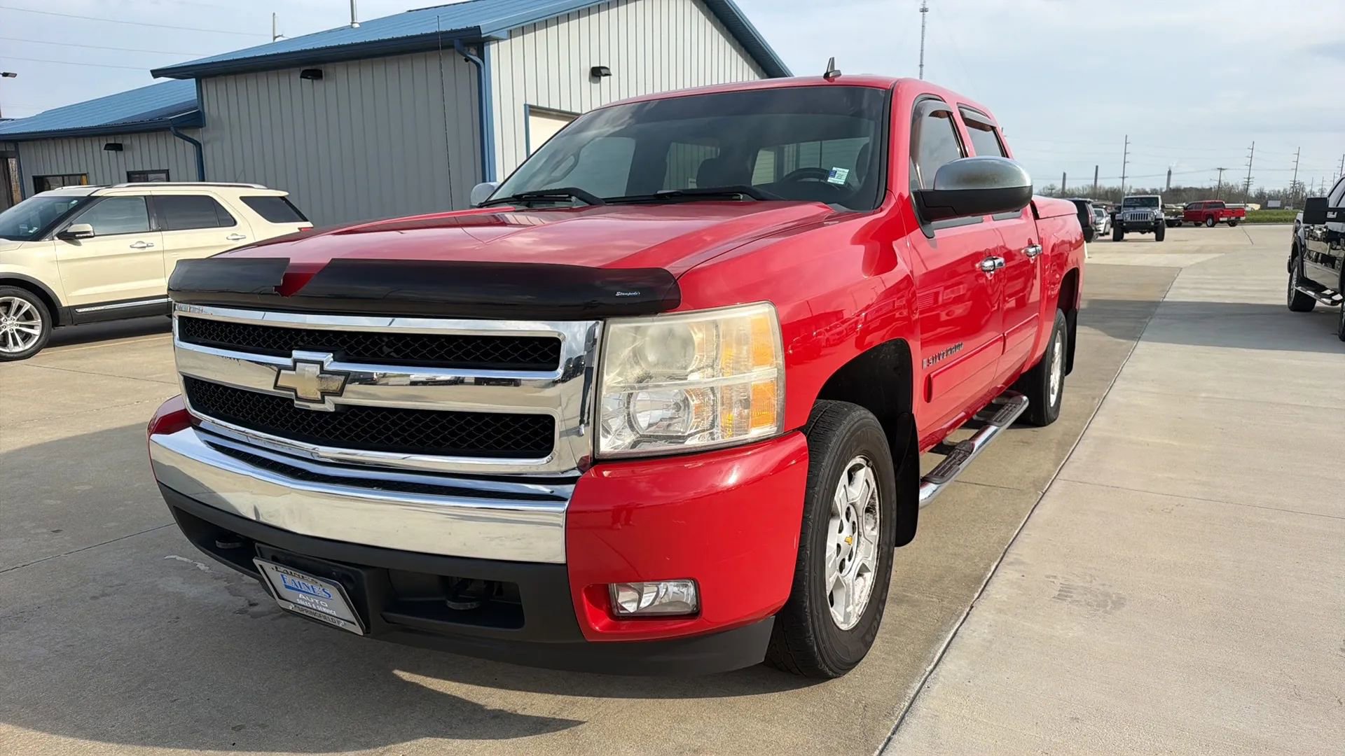 Used 2008 Chevrolet Silverado 1500 LT w/ Towing Package image 2