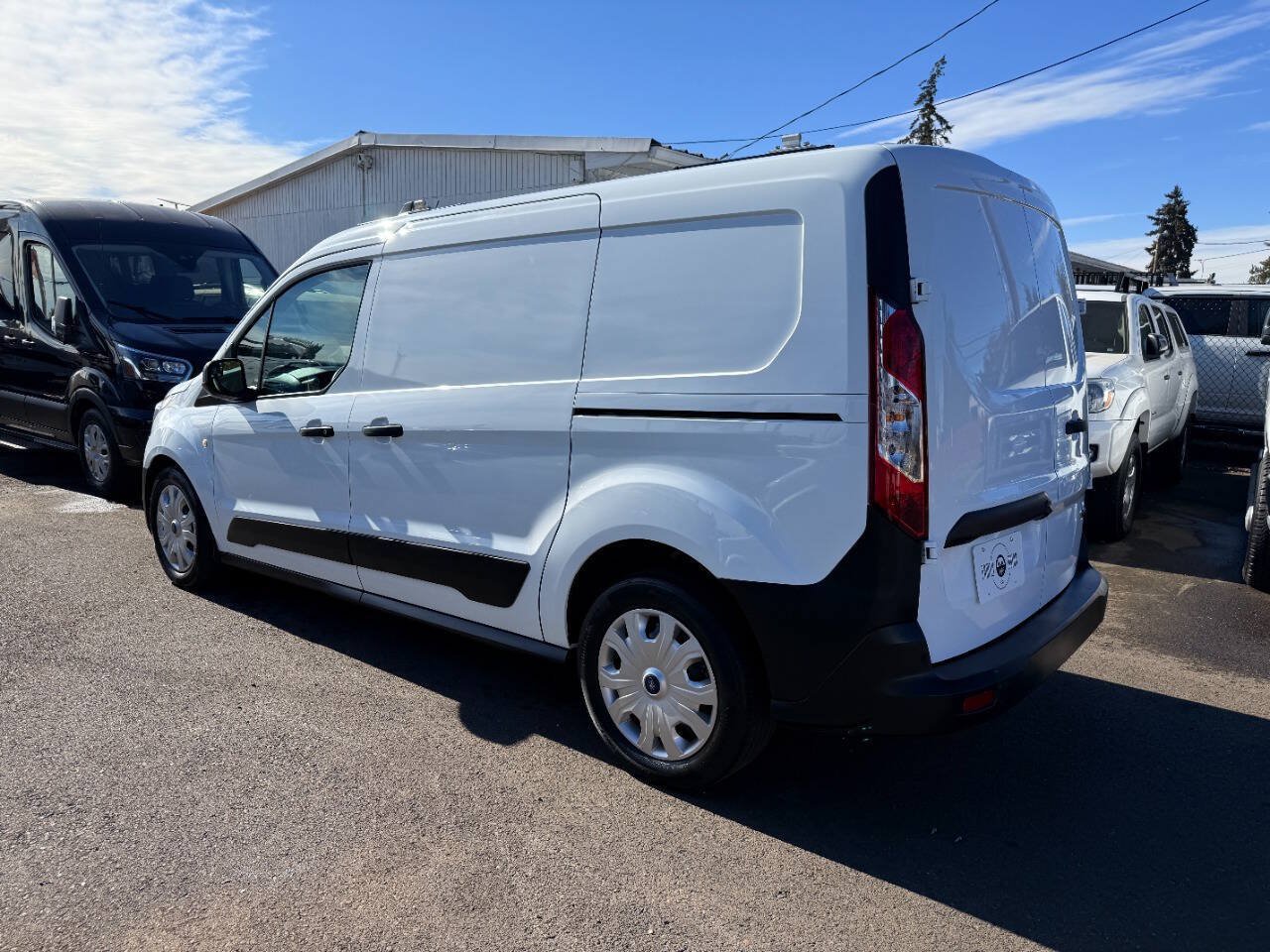 Used 2022 Ford Transit Connect XL FWD image 7